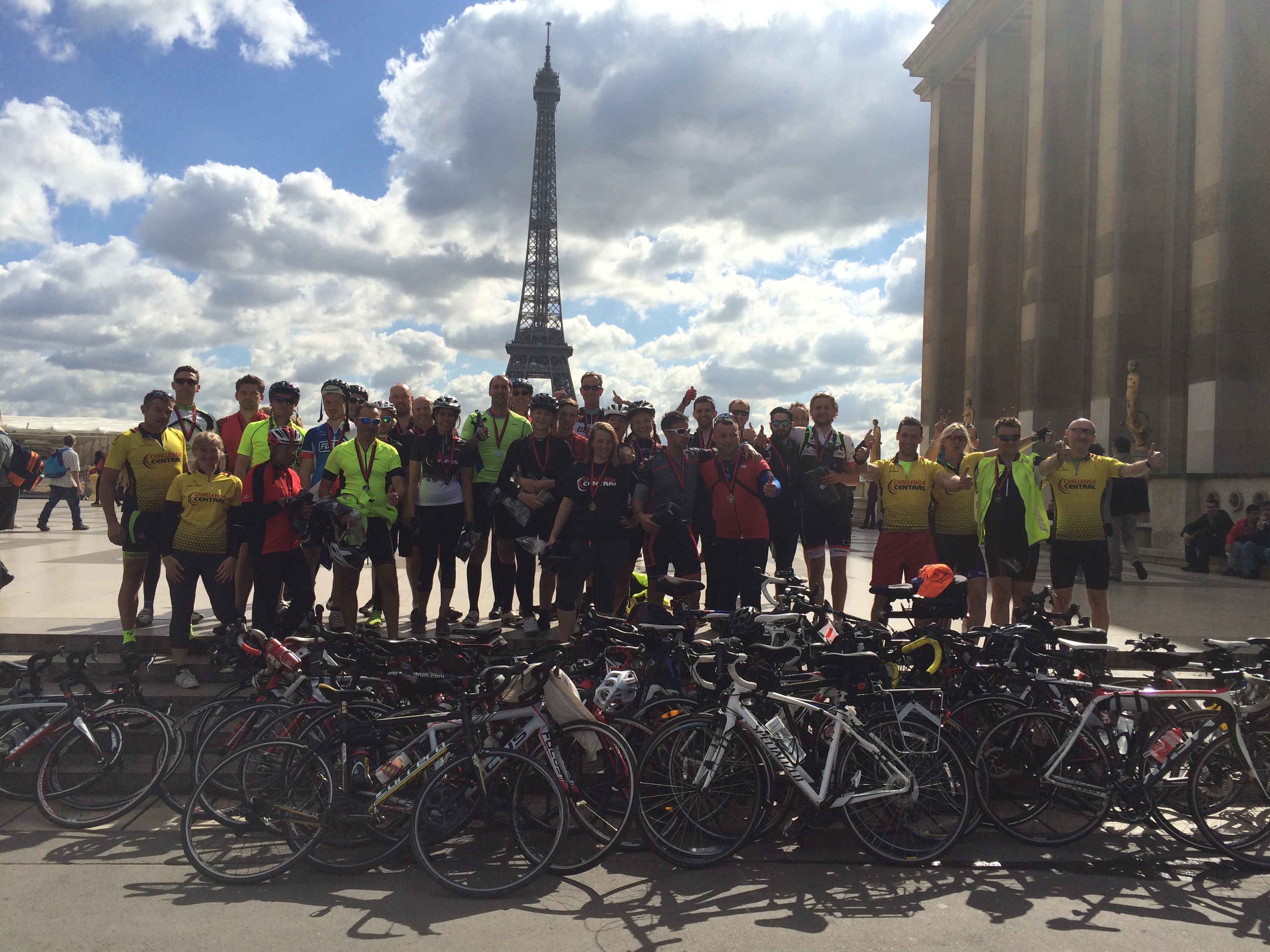 Group Cycle Paris Finish